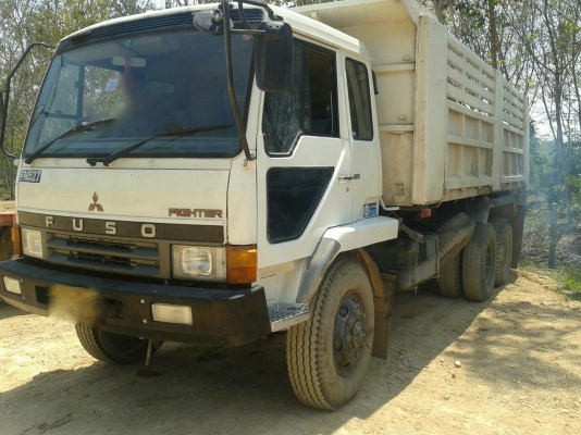 รถมิตซู  10  ล้อดั้ม  FN527M - TF   220 แรงม้า.  ปี 39   ( ซีเรี้ยน 7,xxx กว่า. )   สนใจติดต่อ 081 - 6079515
