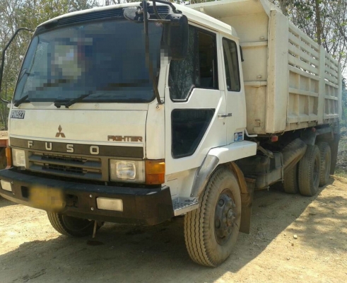 รถมิตซู  10  ล้อดั้ม  FN527M - TF   220 แรงม้า.  ปี 39   ( ซีเรี้ยน 7,xxx กว่า. )   สนใจติดต่อ 081 - 6079515