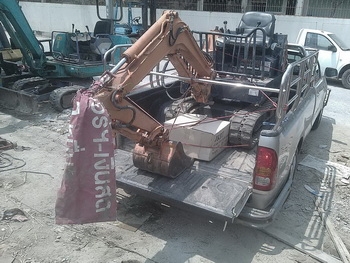 จัดไปแล้วนะครับ รถกระบะใส่ได้พอดีครับ - สำหรับรถขุดจิ๋ว พร้อมใช้งาน