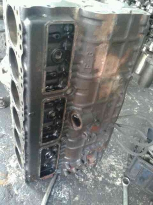 เสื้อสูบ ISUZU  DA120,DA640,DA220,6BB1,6BD1,6BG1,6BF1,6HA1,6HE1,6HH1,6HL1,6SA1,6SD1,4BA1,4BB1,4BC1,4BD1,4BE1,4HE1,4HF1,4HG1,4HL1,4JA1,4JB1,4JH1,4JG1,4JG2,4JJ1,4JK1,C240 UD ND6,NE6,PD6,PE6,FE6,PF6 รับประกัน