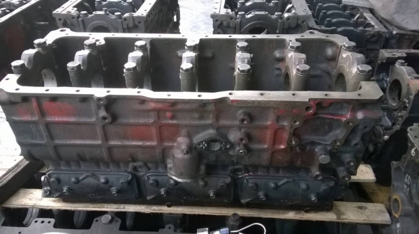 เสื้อสูบ ISUZU  DA120,DA640,DA220,6BB1,6BD1,6BG1,6BF1,6HA1,6HE1,6HH1,6HL1,6SA1,6SD1,4BA1,4BB1,4BC1,4BD1,4BE1,4HE1,4HF1,4HG1,4HL1,4JA1,4JB1,4JH1,4JG1,4JG2,4JJ1,4JK1,C240 UD ND6,NE6,PD6,PE6,FE6,PF6 รับประกัน