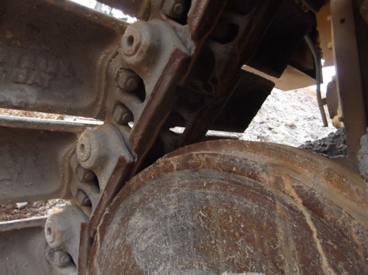 รถดันดิน D4H#9GJ0**** 1996y　2373Hr Tel : 098-858-5524 สามภพ ครับ