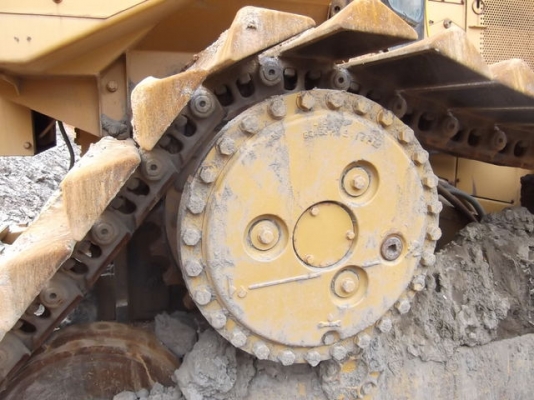 รถดันดิน D4H#9GJ0**** 1996y　2373Hr Tel : 098-858-5524 สามภพ ครับ