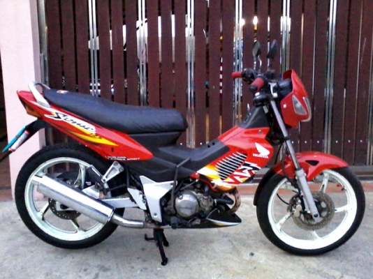 ขายSonic125 ปี45 สตาร์ทมือ ล้อแม็ก รถเครื่องเดิมๆสภาพดี