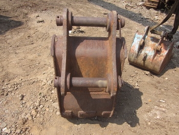 ขาย - มือขุด บุ้งกี๋ สำหรับรถขุด แบคโฮ excavator PC 60-80, 100 มือสองญี่ปุ่นครับ ขาย - มือขุด บุ้งกี๋ สำหรับรถขุด แบคโฮ excavator PC 60-80, 100 มือสองญี่ปุ่นครับ