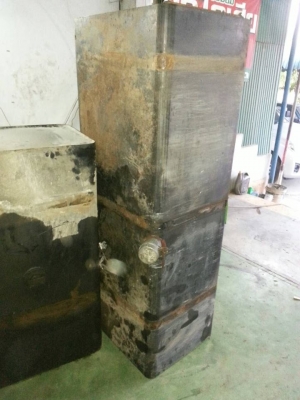 ขายถังน้ำมัน สิบล้อสนใจติดต่อได้ที่ 089-9198420