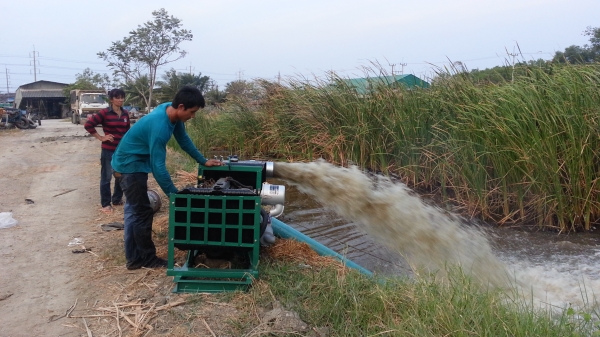 ขายเครื่องสูบน้ำ ขนาดเข้า6ออก6นิ้วของใหม่ พร้อมใช้งานสูบลึกส่งไกล