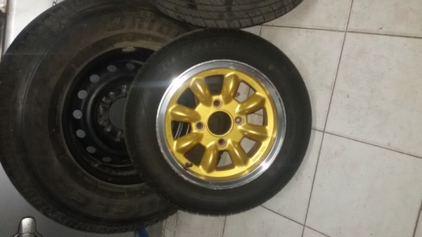 ล้อกล้วยงามๆ ขอบ13ยางปี14