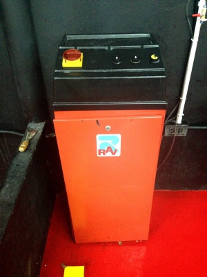 .ขายลิฟท์ เอ็กซ์ ยี่ห้อ RVA ยกสูง รับน้ำหนัก 3 ตัน ของญี่ปุ่นมืองสอง สภาพใช้งานได้ดี ของญี่ปุน ดีและทนกว่าของจีนและไตหวันเยอะคับ รับน้ำหนักได้ 3 ตันเต็มๆ เหลือเพียงตัวเดี๋ยวหมดตัวนี้ก็ไม่มีละนะคับ ขายเพียง 45,000 บาท คุ้มสุดๆซื้อใหม่ตัวละเกือบ 300,000 สนใ .ขายลิฟท์ เอ็กซ์ ยี่ห้อ RVA ยกสูง รับน้ำหนัก 3 ตัน ของญี่ปุ่นมืองสอง สภาพใช้งานได้ดี ของญี่ปุน ดีและทนกว่าของจีนและไตหวันเยอะคับ รับน้ำหนักได้ 3 ตันเต็มๆ เหลือเพียงตัวเดี๋ยวหมดตัวนี้ก็ไม่มีละนะคับ ขายเพียง 45,000 บาท คุ้มสุดๆซื้อใหม่ตัวละเกือบ 300,000 สนใ