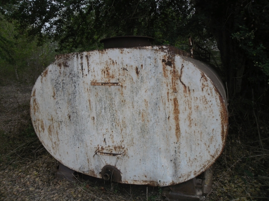 ขายถังน้ำ6ล้อสภาพไม่มีผุเหล็กหนา