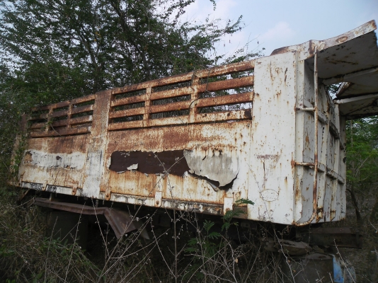 ขายถังน้ำ6ล้อสภาพไม่มีผุเหล็กหนา