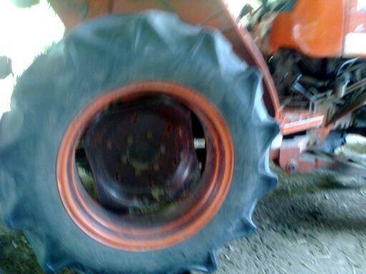 KUBOTA L3408 - 2 เพลา รถสภาพดีพร้อมทำงานได้เลยครับ ทำงาน 2,400 ชม. อปกรณ์ครบพร้อม มีใบดันหน้า,โรตารี่,ผานพรวน 5 เครื่องยนต์แรงดีไม่มีเยิ้ม เกียร์หน้าหลังเข้าง่ายไม่มีหลุด ช่วงล่างแน่นดี ยางสภาพดี 4 เส้นหน้าหลังประมาณ 60\% พร้อมใช้งาน เอกสารทะเบียนครบ ราคา KUBOTA L3408 - 2 เพลา รถสภาพดีพร้อมทำงานได้เลยครับ ทำงาน 2,400 ชม. อปกรณ์ครบพร้อม มีใบดันหน้า,โรตารี่,ผานพรวน 5 เครื่องยนต์แรงดีไม่มีเยิ้ม เกียร์หน้าหลังเข้าง่ายไม่มีหลุด ช่วงล่างแน่นดี ยางสภาพดี 4 เส้นหน้าหลังประมาณ 60\% พร้อมใช้งาน เอกสารทะเบียนครบ ราคา