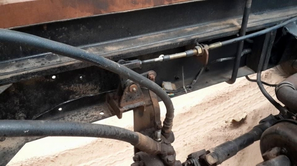 ขาย6ล้อดัมพ์ อีซูซุTLD85 แชชซีสวย ทะเบียนเต็มภาษี58 สภาพเดิมสวย เครื่องฟิต สภาพพร้อมใช้งาน ภายในสวย อุปกรณ์ครบ หน้าเรือนไมล์ใช้ได้ครบ กระบะสวย เกียร์ดี