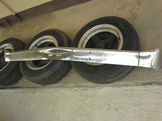 ขายกันชนหน้า ดัทสันช้างเหยียบ620ของใหม่เก่าเก็บไม่เคยใช้ต่อรองได้