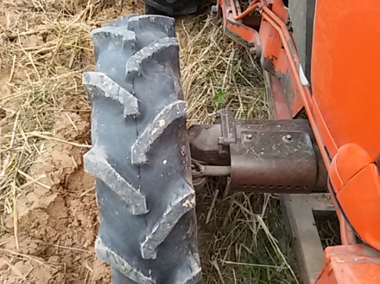 L4708 ปี55 รถสภาพเดิมๆ อุปกรณ์2ชิ้นครับ