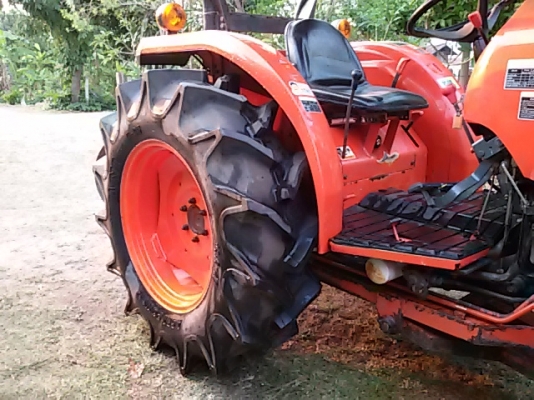 L4708 ปี55 รถสภาพเดิมๆ อุปกรณ์2ชิ้นครับ