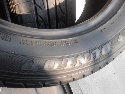 225/55R17 DUNLOP SP SPORT LM704  ปี 2014 มี 2 เส้น TEL.081-427-3941