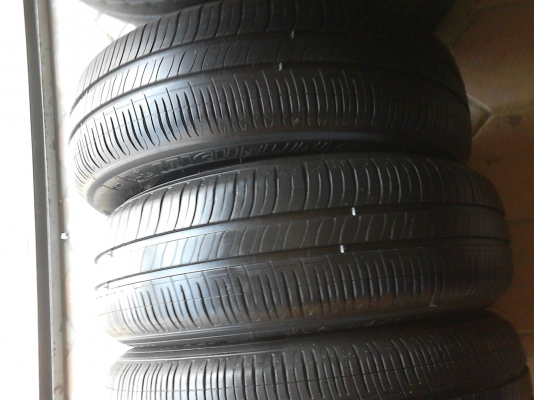 175/65R14 MICHELIN ENERGY XM2 ขาย ชุด 4 เส้น   ปี 2013  TEL.081-427-3941