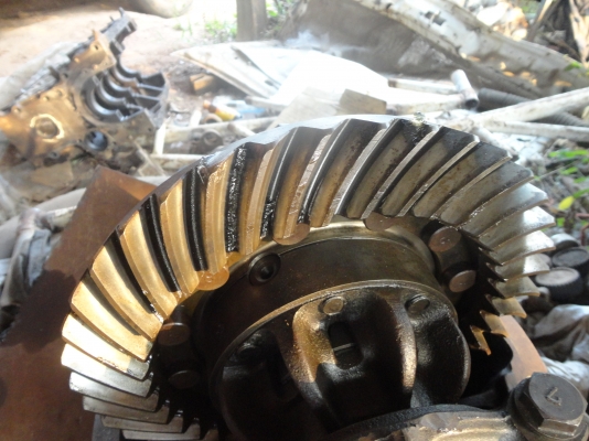 ขายเฟืองท้ายHino FC4J