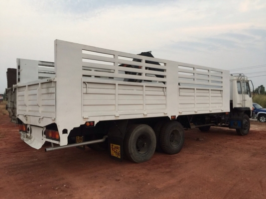 รถหลุดจำนำคับ ทำใหม่มาทั้งคัน ยางใหม่( ยาว7เมตรกว่า )รถตามรูป