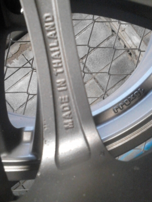 แม๊ก ขอบ 18  ( 18 X 8JJ ) MONOBLOCK  5 รู 114  ET:42  ชุด 4 วง  TEL.081-427-3941