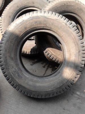 9.00-20 BRIDGE STONE  มี  4  เส้น    Tel.081-427-3941