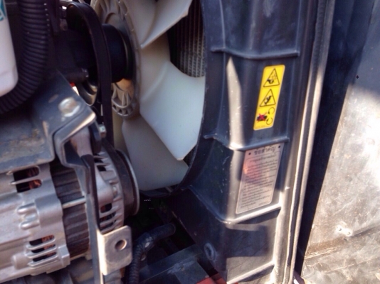 ขายM7040 สภาพเทพๆ2350ชั่วโมง ขายM7040 สภาพเทพๆ2350ชั่วโมง