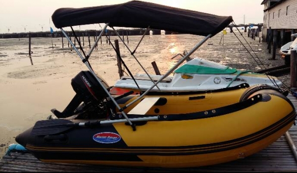 ขาย เรือยาง Marine Roung 270 พร้อมเครื่อง Hondex 9.8 หางสั้น ราคา 55000 สนใจติดต่อ... 0891624420 ขาย เรือยาง Marine Roung 270 พร้อมเครื่อง Hondex 9.8 หางสั้น ราคา 55000 สนใจติดต่อ... 0891624420