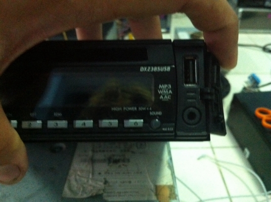 Clarion DXZ385USB USB MP3 CD IPOD ปรีเอ้า 3 ชุด AUX สภาพสวย มือ2 ญี่ปุ่น