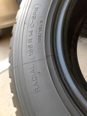 195R14  MICHELIN XCE มี 1 เส้น TEL.081-427-3941