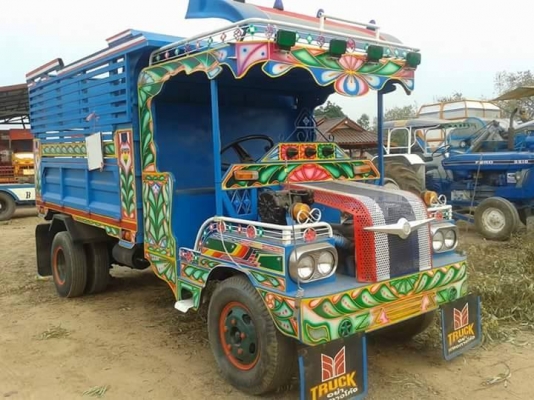 ขายอีแต๋น6ล้อดั้มเกษตร เครื่อง85แรง เกียร์ร็อค สโลร็อค ช่วงล่าง110 แคชซีหน้า6 เครื่อง4BA สภาพพร้อมใช้งาน เอกสารพร้อมโอน สนใจโทร 090-8588220คุณนะ 093-3258446คุณบิวตี้ ID:narong498 หรือ www.truck.in.th/498 หรือfb:ณรงค์ ซื้อขายรถมือสอง(เว็บไซต์ส่วนตัว)