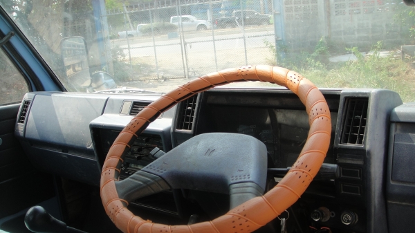 ลดพิเศษ 145000 ISUZU NKR 4ล้อ เครื่อง4JB1(88แรง)กะบะบรรทุก สภาพดีพร้อมใช้  ราคาถูก