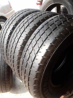 195R14   BRIDGESTONE LEO 677  มี 3 เส้น  โทร.081-427-3941