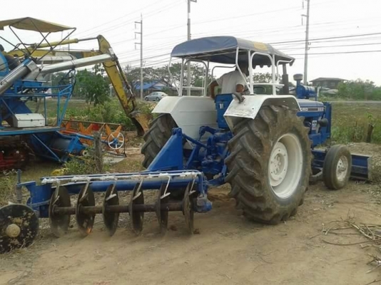 ขายรถไถฟอร์ด6600 เครื่องt3 เครื่องดี ช่วงล่างดี อุปกรณ์ดันหน้า-ผานหลัง สภาพพร้อมใช้งาน เล่มทะเบียนพร้อมโอน สนใจโทร 090-8588220คุณนะ 093-3258446คุณบิวตี้ ID:narong498 หรือ www.truck.in.th/498 หรือfb:ณรงค์ ซื้อขายรถมือสอง(เว็บไซต์ส่วนตัว) ขายรถไถฟอร์ด6600 เครื่องt3 เครื่องดี ช่วงล่างดี อุปกรณ์ดันหน้า-ผานหลัง สภาพพร้อมใช้งาน เล่มทะเบียนพร้อมโอน สนใจโทร 090-8588220คุณนะ 093-3258446คุณบิวตี้ ID:narong498 หรือ www.truck.in.th/498 หรือfb:ณรงค์ ซื้อขายรถมือสอง(เว็บไซต์ส่วนตัว)