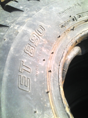 6.90/6.00-9   DEESTONE ET890  ยาง โฟล์คลิฟล้อหน้า  TEL.081-427-3941