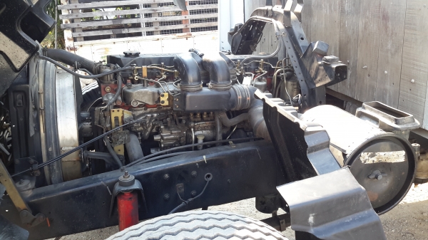 6 ล้อใหญ่  ISUZU  DECA  FTR  195 แรงม้า  * ยาว 5.50 ม. *  รถสวยเดิม+สวยจริง+พร้อมใช้งาน * รถห้างแท้ * มีเล่มพร้อมโอน *