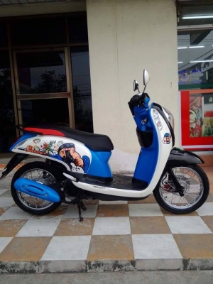 รุ่นใหม่ล่าสุด All New Honda Scoopy i ปี 2557 สีน้ำเงิน ขาว ลาย Monkey DO รถอย่างสวย ประหยัดน้ำมัน