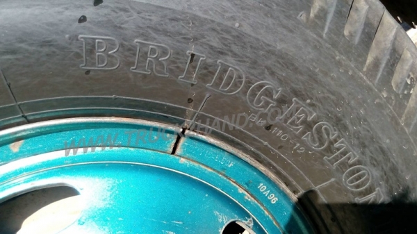 รถบรรทุก 6 ล้อ ISUZU รุ่น NKR71LY52   ปีจดทะเบียน 2544  130 แรงม้า