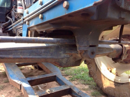 ขายรถไถ new holland เกียร์ธรรมดา ขายรถไถ new holland เกียร์ธรรมดา