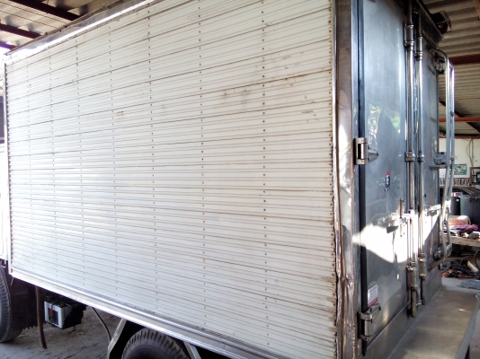 4 ล้อบรรทุก *ตู้เย็น สแตนเลส* ISUZU NKR 88 แรงม้า * ยาว 3.20 ม. * รถสวยเดิม+สวยจริง+สภาพพร้อมใช้งาน * มีเล่มพร้อมโอน * 4 ล้อบรรทุก *ตู้เย็น สแตนเลส* ISUZU NKR 88 แรงม้า * ยาว 3.20 ม. * รถสวยเดิม+สวยจริง+สภาพพร้อมใช้งาน * มีเล่มพร้อมโอน *