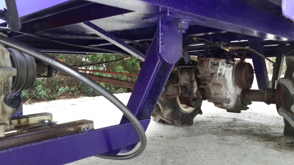 รถบรรทุกการเกษตรและก่อสร้าง นั่งขับ รหัส K - 23