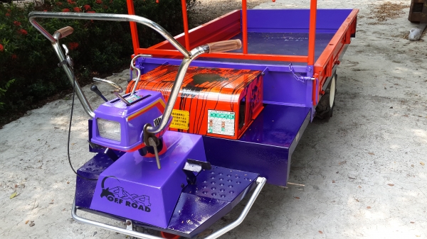 รถบรรทุกการเกษตรและก่อสร้าง นั่งขับ รหัส K - 23