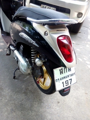 ขายถูก scoopy-iหัวฉีดปี2554รถบ้านราคาประหยัด มีเล่มครบ