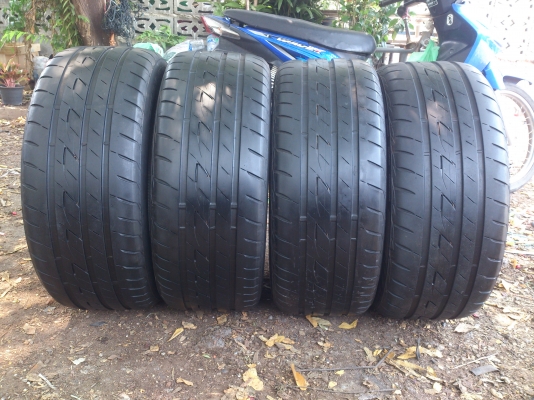 ขายยาง 225/55R17 Bridgestone Ecopia EP200 ยางสัปดาห์ที่49ปี13 ดอกยางเต็มนิ่มลึกสดเท่ากันไม่แตกลายไม่ร้าวไม่กินข้าง (สถาพ95\%) สวยๆ จำนวน 1 ชุด ขายยาง 225/55R17 Bridgestone Ecopia EP200 ยางสัปดาห์ที่49ปี13 ดอกยางเต็มนิ่มลึกสดเท่ากันไม่แตกลายไม่ร้าวไม่กินข้าง (สถาพ95\%) สวยๆ จำนวน 1 ชุด
