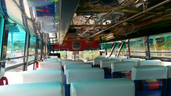 รถบัสBENZ สวยมาก สภาพนางฟ้า เอกสารครบ 6bgจีฟฟลดเหลีอ250,000แยกขายอะไหล่ก็ขายครับ