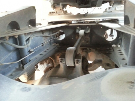 รถฮีโน่ 10 ล้อ หัวลาก FM1A  344 แรงม้า. ปี 54  ( * ขาย เฉพาะแม่. )   สนใจติดต่อ  081 - 6079515