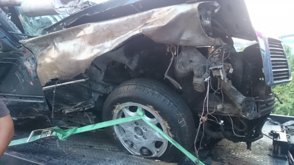 ซากเบนซ์300e เครื่องc220 ลงเล่มแล้วสนใจโทร056-511790หรือ0864465731หนึ่งโทรมาคุยราคากันครับ