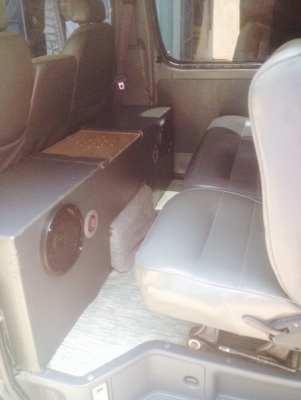 รถตู้สีดีสภาพสวยรถเจ้าของขายเอง