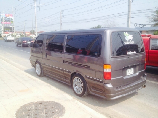 รถตู้สีดีสภาพสวยรถเจ้าของขายเอง
