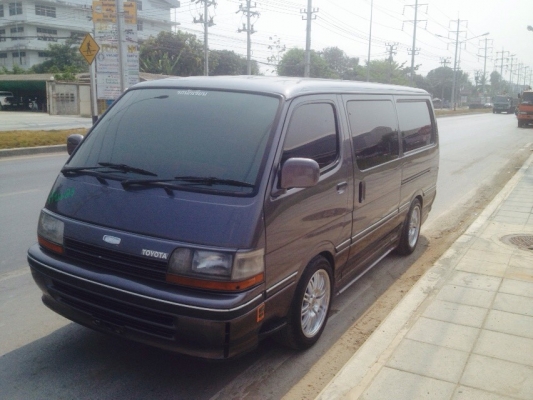 รถตู้สีดีสภาพสวยรถเจ้าของขายเอง